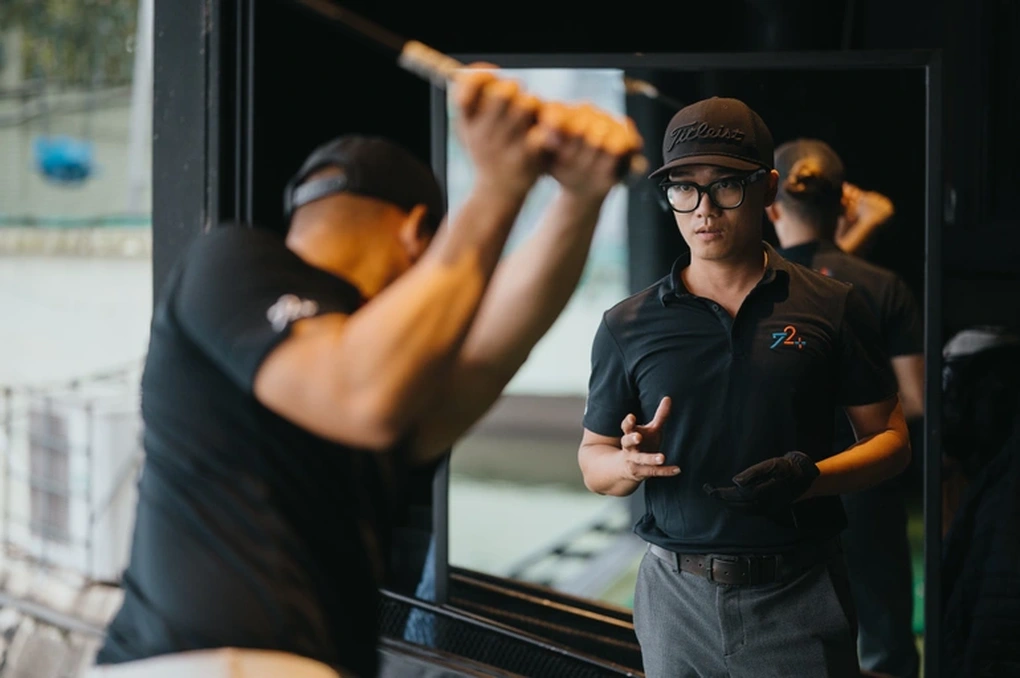 Huấn luyện viên nói về góc khuất gái trẻ chơi golf săn đại gia - 1 Huấn luyện viên nói về góc khuất gái trẻ chơi golf săn đại gia - 1