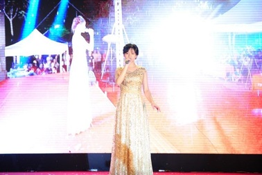 Nêu thông điệp “cứu trái đất”, nữ sinh Hà Nội xuất sắc giành Quán quân cuộc thi tài năng ĐH FPT