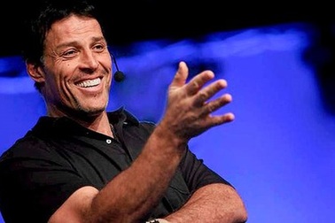 Bí quyết làm giàu nhanh của Tony Robbins