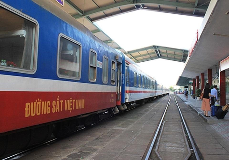 Dừng chạy nhiều đoàn tàu vì dịch Covid-19 đang lây lan - 1 Dừng chạy nhiều đoàn tàu vì dịch Covid-19 đang lây lan - 1