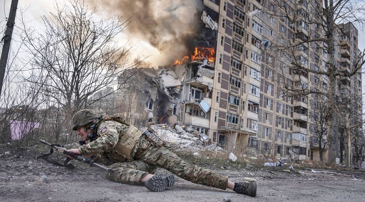 Gấu Nga ra đòn liên tiếp, quyết hạ gục Ukraine ở chảo lửa Avdiivka - 1 Gấu Nga ra đòn liên tiếp, quyết hạ gục Ukraine ở chảo lửa Avdiivka - 1