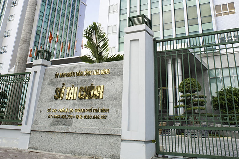 Truy trách nhiệm sai phạm trong các gói thầu thiết bị y tế chống dịch - 2 Truy trách nhiệm sai phạm trong các gói thầu thiết bị y tế chống dịch - 2