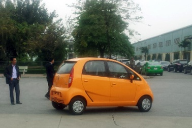 Xe rẻ nhất thế giới đến Việt Nam 