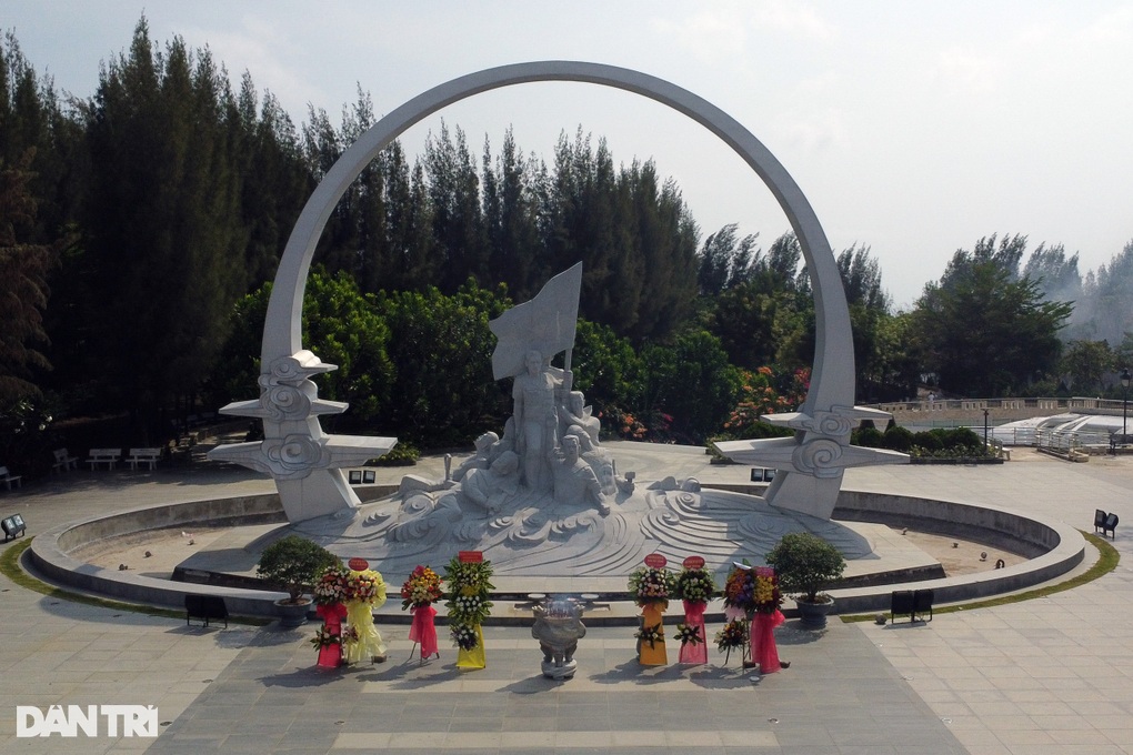 Bảo tàng Trường Sa có 3 nhánh vươn mình ra Biển Đông - 2 Bảo tàng Trường Sa có 3 nhánh vươn mình ra Biển Đông - 2