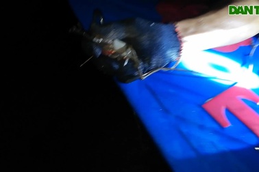 Xem soi con ba khía ở Cà Mau.