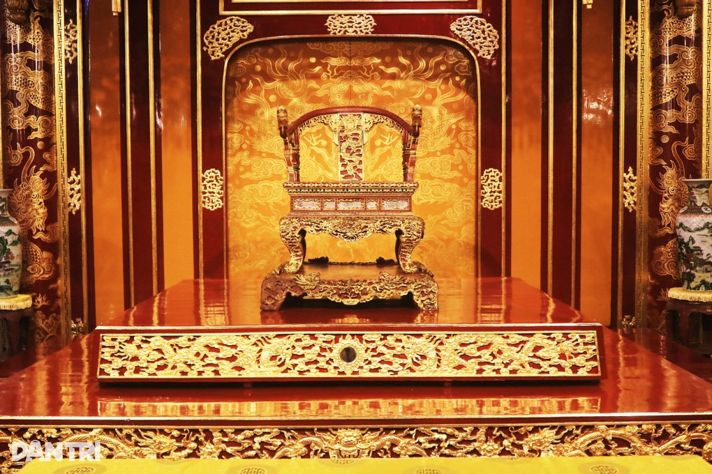 Phục chế ngai vua triều Nguyễn, trả lại tình trạng giống với thời điểm 2015 - 1 Phục chế ngai vua triều Nguyễn, trả lại tình trạng giống với thời điểm 2015 - 1