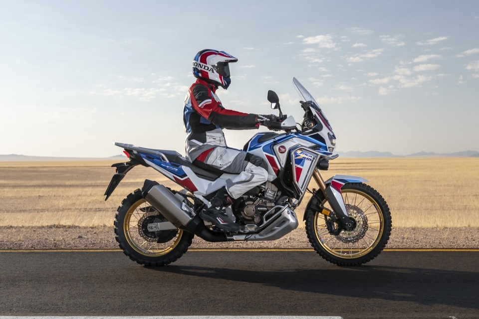 Honda Africa Twin về Việt Nam - mô tô địa hình đắt ngang ô tô cỡ C - 2 Honda Africa Twin về Việt Nam - mô tô địa hình đắt ngang ô tô cỡ C - 2