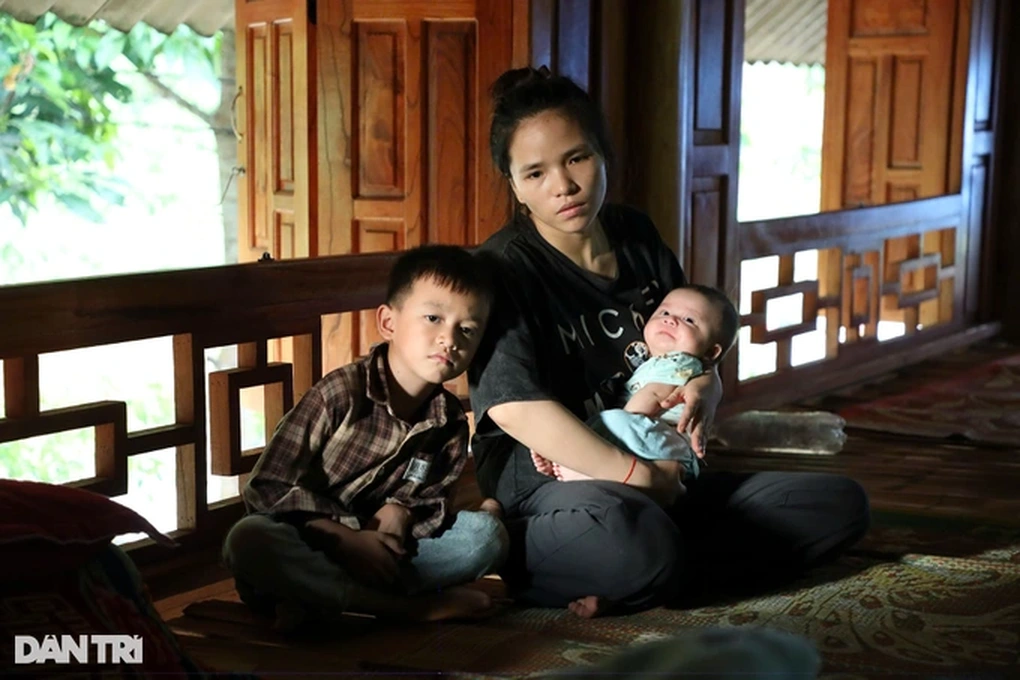 Bố và em của con bay lên trời sau lũ rồi - 5 Bố và em của con bay lên trời sau lũ rồi - 5