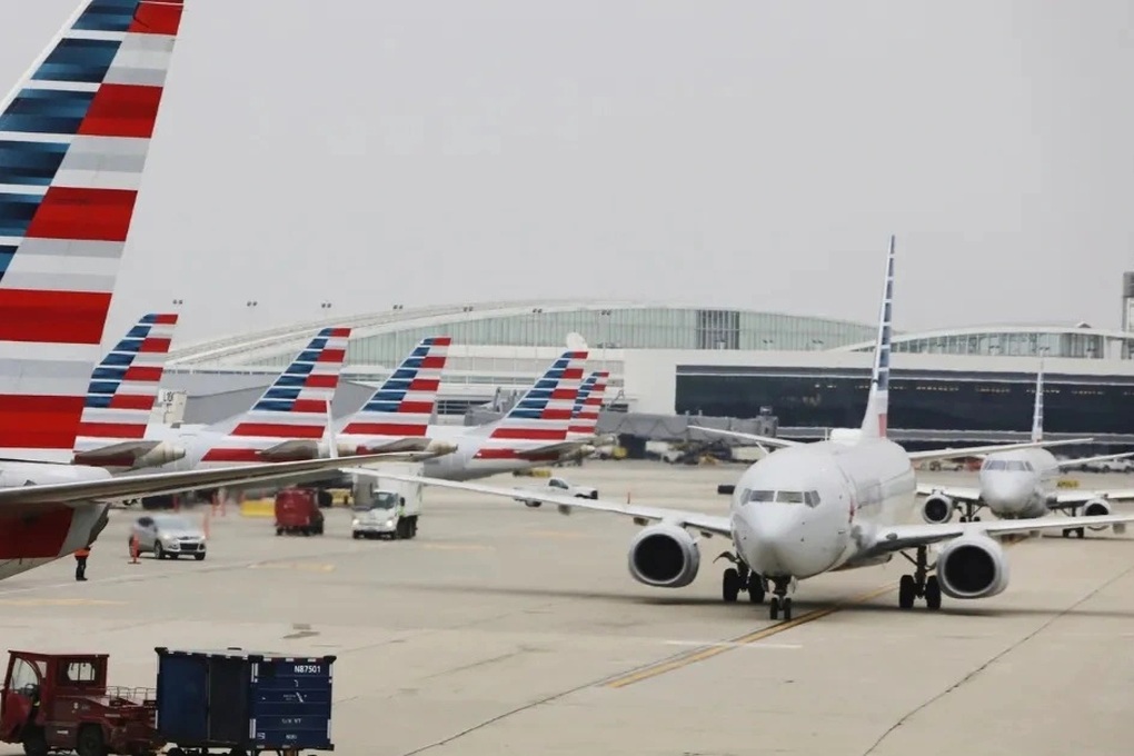 Mỹ cắt 10% số chuyến bay do chính phủ đóng cửa lâu kỷ lục - 1 Mỹ cắt 10% số chuyến bay do chính phủ đóng cửa lâu kỷ lục - 1