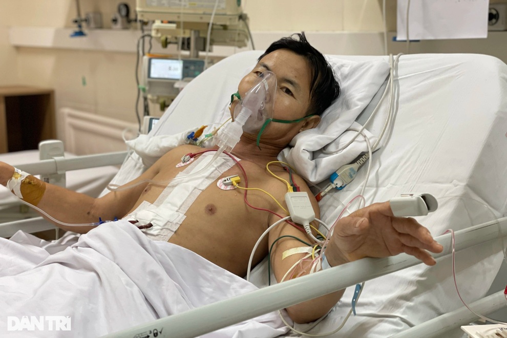 Kỳ diệu ông bố lam lũ bất ngờ thoát án tử từ trái tim được hiến tặng - 2 Kỳ diệu ông bố lam lũ bất ngờ thoát án tử từ trái tim được hiến tặng - 2