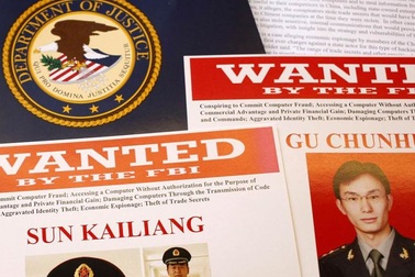 Mánh lới gián điệp Trung Quốc dùng mạng xã hội để chiêu dụ