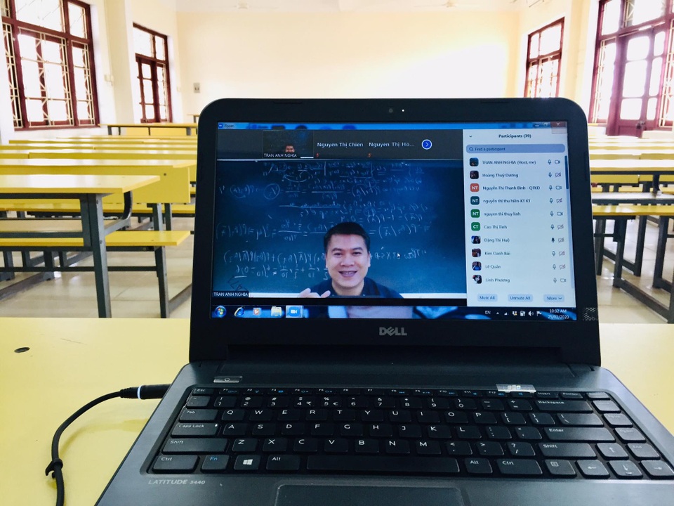 Ưu điểm và hạn chế trong dạy học online - 2 Ưu điểm và hạn chế trong dạy học online - 2
