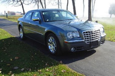 Bán đấu giá xe cũ của tân tổng thống Mỹ