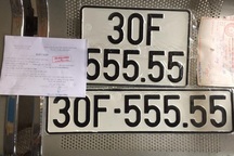 Cận Tết trúng biển số siêu khủng, sang tên cả tỷ đồng