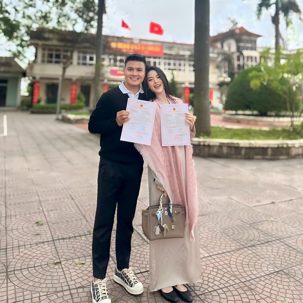 Đám cưới của cặp đôi nổi tiếng nào được mong chờ nhất trong năm 2024? - 1 Đám cưới của cặp đôi nổi tiếng nào được mong chờ nhất trong năm 2024? - 1