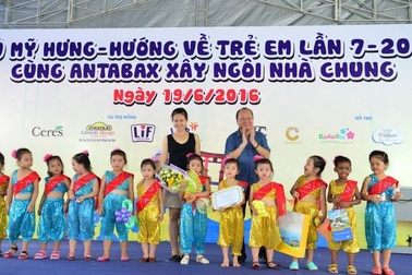 Đăng ký dự thi, nhận quà liền tay