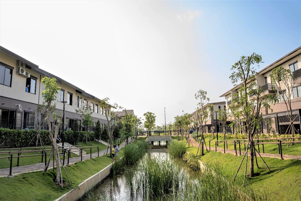 Nhà phố, biệt thự Long An hấp dẫn nhà đầu tư - 4 Nhà phố, biệt thự Long An hấp dẫn nhà đầu tư - 4