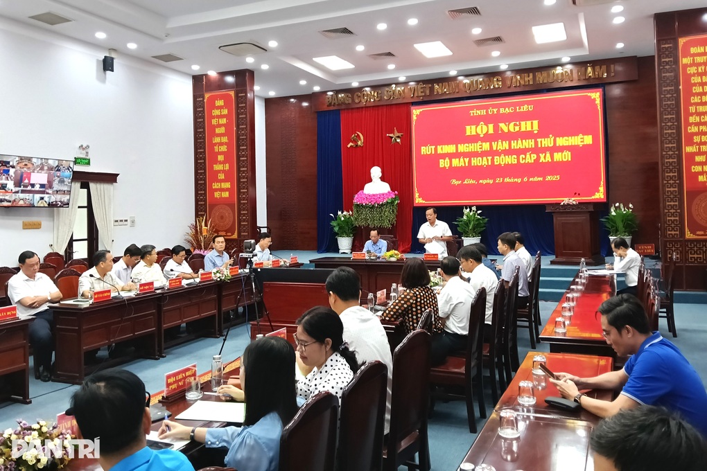 Lãnh đạo Tỉnh ủy Bạc Liêu lưu ý những việc tập trung làm ngay trước 1/7 - 2 Lãnh đạo Tỉnh ủy Bạc Liêu lưu ý những việc tập trung làm ngay trước 1/7 - 2