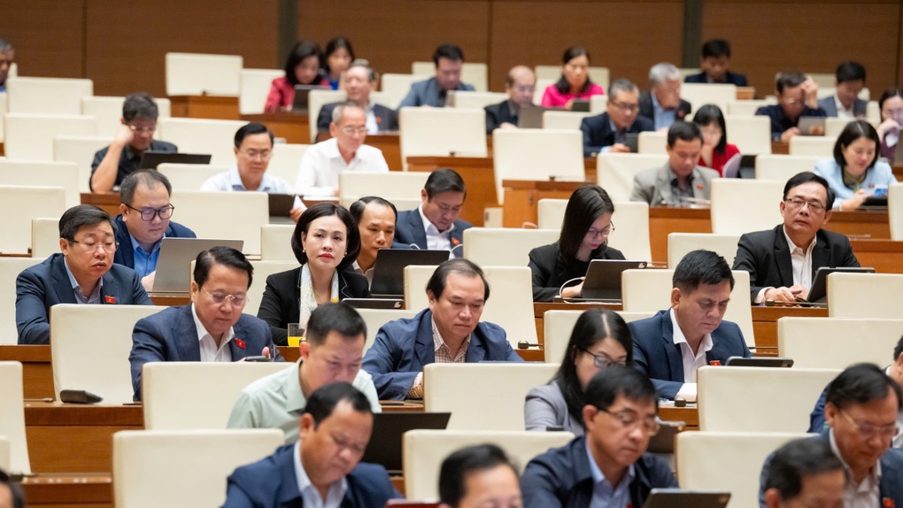 Thủ tướng được quyền áp dụng biện pháp khác luật trong tình trạng khẩn cấp - 1 Thủ tướng được quyền áp dụng biện pháp khác luật trong tình trạng khẩn cấp - 1