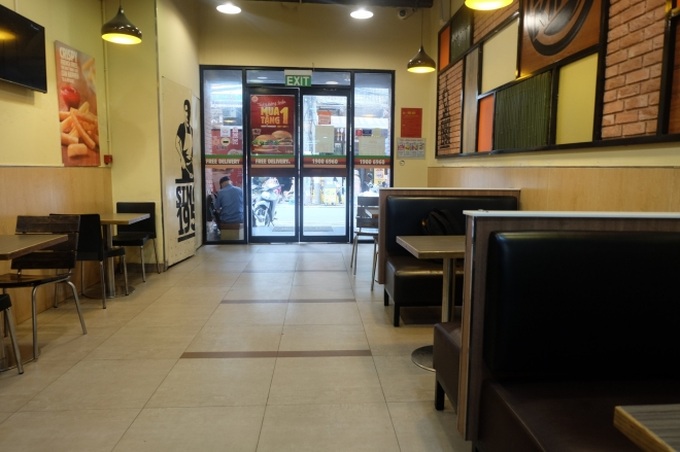 Burger King Hà Nội kinh doanh thế nào trong tâm bão tẩy chay trên mạng xã hội? - Ảnh 7. Burger King Hà Nội kinh doanh thế nào trong tâm bão tẩy chay trên mạng xã hội? - Ảnh 7.