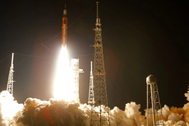 NASA hoãn sứ mệnh đưa người lên Mặt Trăng vì sự cố bất thường