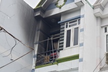 TPHCM: Cháy căn nhà tranh chấp, 2 chị em thương vong