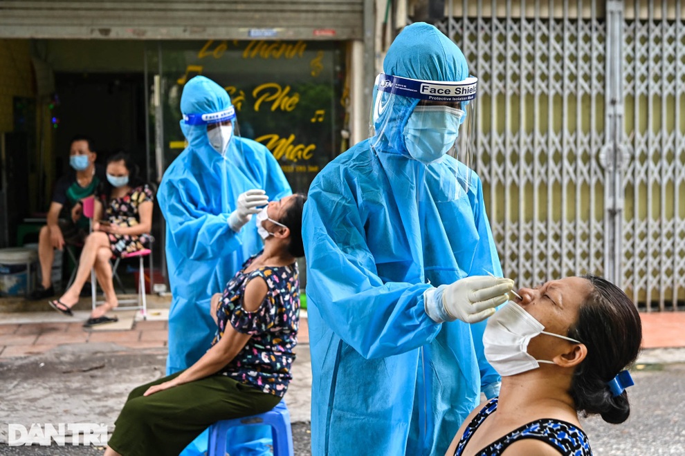 Hà Nội: Phát hiện ổ dịch Covid-19 tại khu trọ ở Đông Anh, chủ nhà cũng mắc - 1 Hà Nội: Phát hiện ổ dịch Covid-19 tại khu trọ ở Đông Anh, chủ nhà cũng mắc - 1