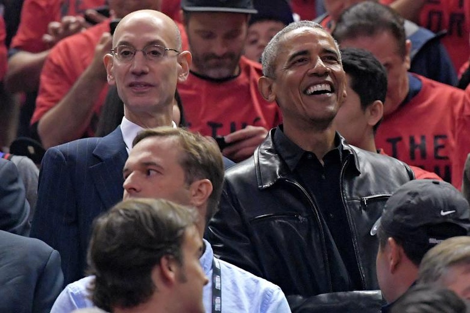 Cuộc sống “muôn màu” của ông Obama sau khi rời Nhà Trắng - 3 Cuộc sống “muôn màu” của ông Obama sau khi rời Nhà Trắng - 3