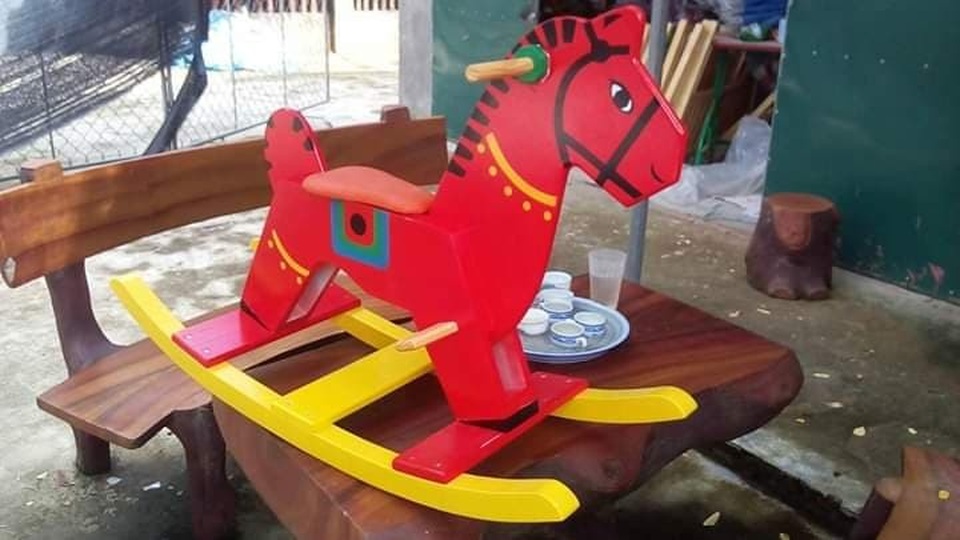 Học nghề cơ khí, chàng trai quê lúa tự mở công ty sản xuất đồ chơi - 1 Học nghề cơ khí, chàng trai quê lúa tự mở công ty sản xuất đồ chơi - 1