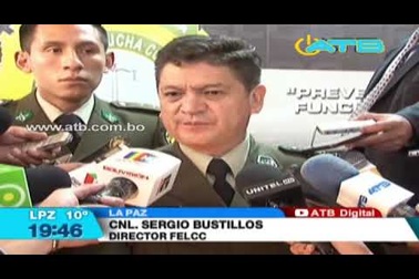 Trộm "siêu mỏng" lách người qua song sắt vượt ngục