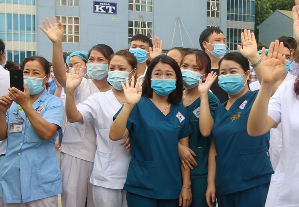 Bí thư Thái Nguyên hẹn đoàn BS chi viện TPHCM: Ngày về trong chiến thắng! - 5 Bí thư Thái Nguyên hẹn đoàn BS chi viện TPHCM: Ngày về trong chiến thắng! - 5
