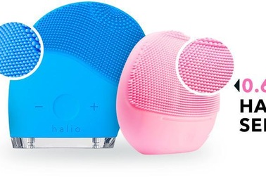 Halio Sensitive và Halio - Đào Bá Lộc đang “cưng” máy rửa mặt nào hơn?