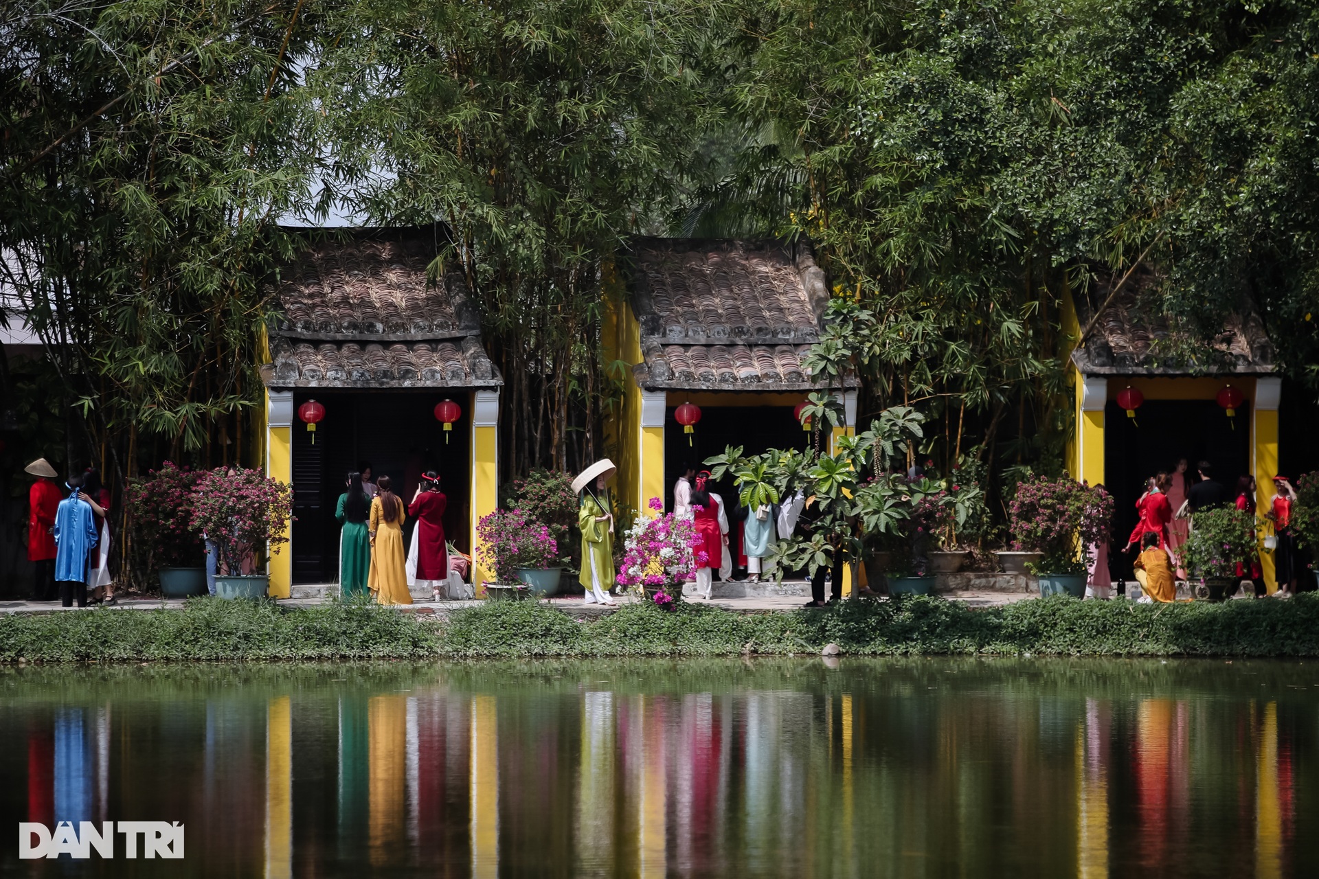 Hàng nghìn cô ba Sài Gòn check-in nơi được ví như Hội An thu nhỏ ở TPHCM - 3