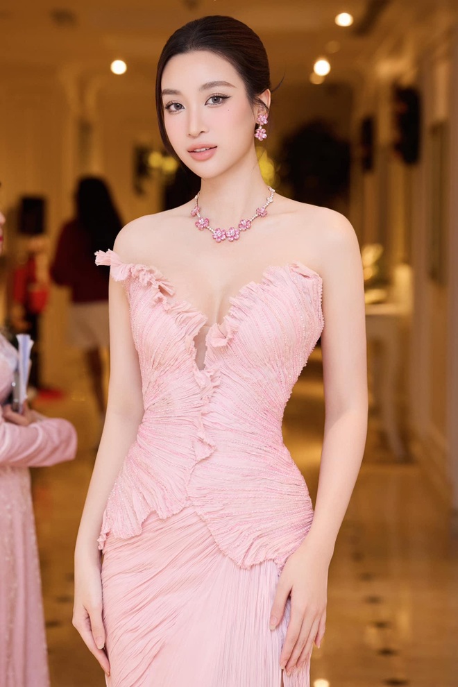 Người Việt thi Hoa hậu Thế giới: Chưa ai vượt được thành tích của Lan Khuê? - 7 Người Việt thi Hoa hậu Thế giới: Chưa ai vượt được thành tích của Lan Khuê? - 7