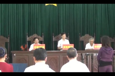 Chiếm đoạt hàng trăm triệu, dọa tự tử khi bị đòi nợ