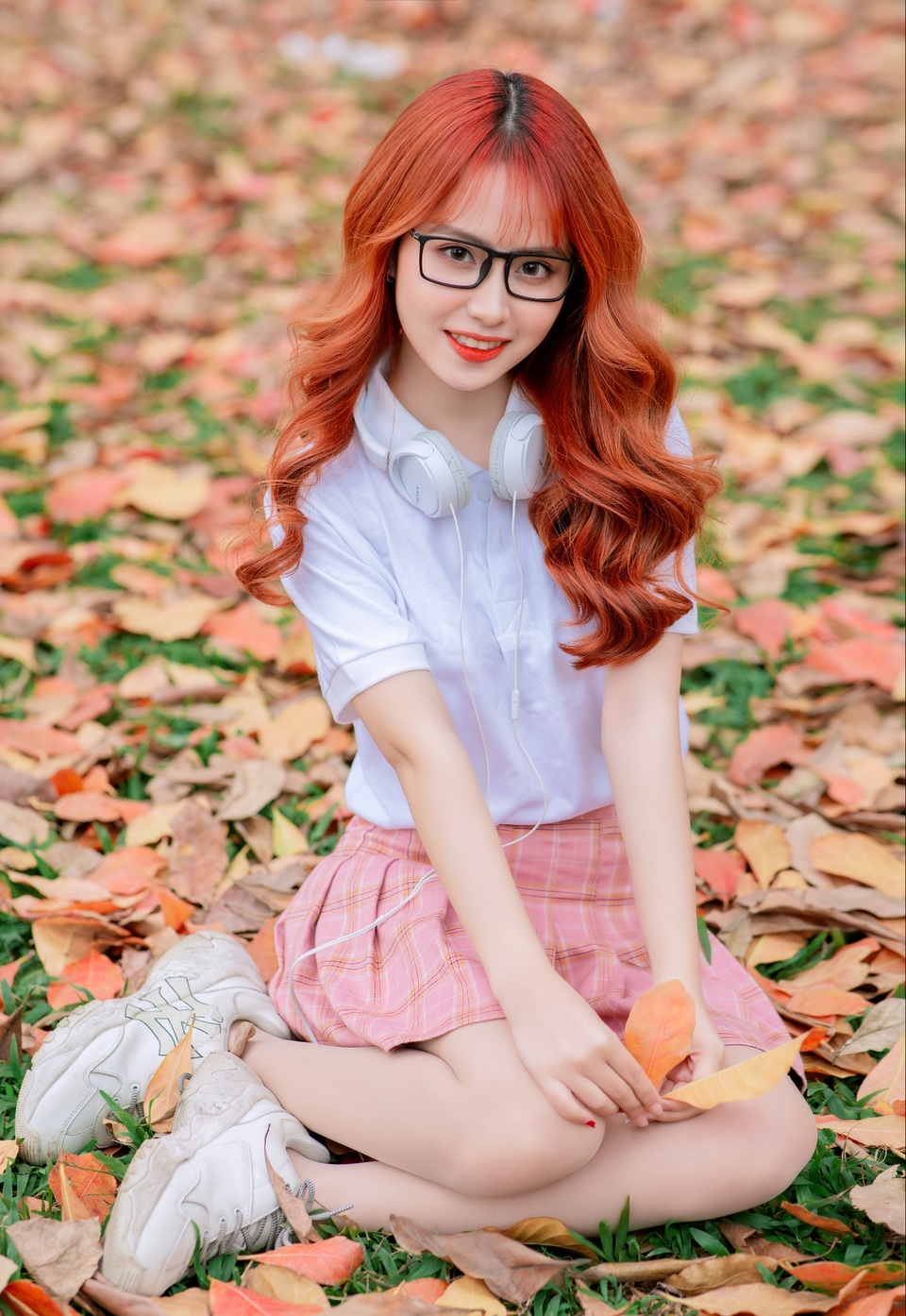 Thiên thần kính cận thổ lộ là fan cứng của trái bóng tròn - 11