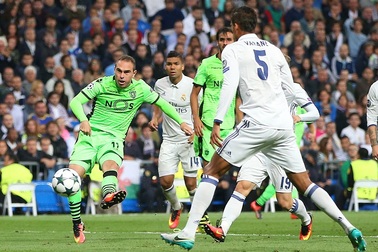 Real Madrid giành vé vào vòng knock-out Champions League?