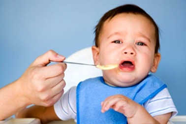 Bí quyết xua tan nỗi ám ảnh chứng biếng ăn của bé