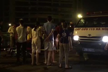 Hà Nội: "Xe điên" đâm gục hàng loạt xe máy tại cầu vượt Thái Hà - Chùa Bộc