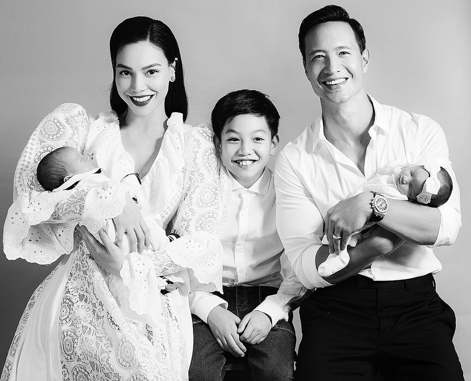 Những màn cầu hôn đáng nhớ của sao Việt - 4 Những màn cầu hôn đáng nhớ của sao Việt - 4