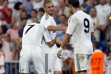 C. Ronaldo tiếp tục mờ nhạt, Real Madrid chịu chia điểm