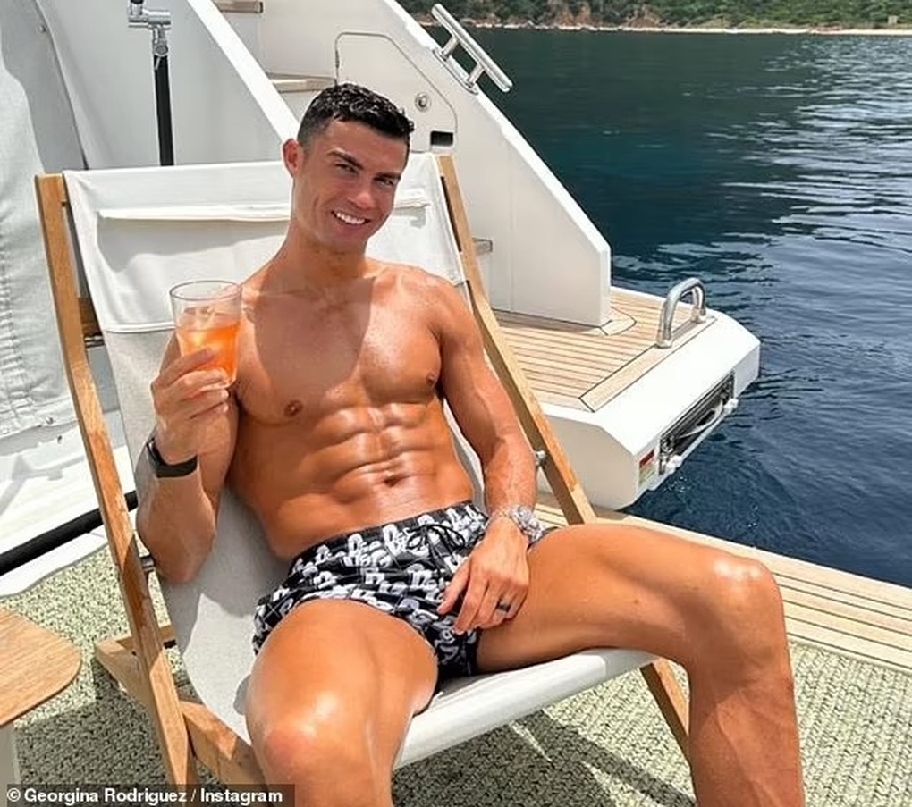 Cristiano Ronaldo is the king of Instagram: Make 57 billion from a post - 2
