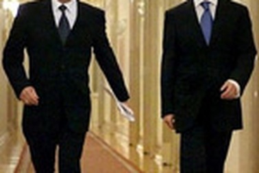 Ứng cử viên tổng thống Medvedev đề nghị ông Putin làm thủ tướng Nga