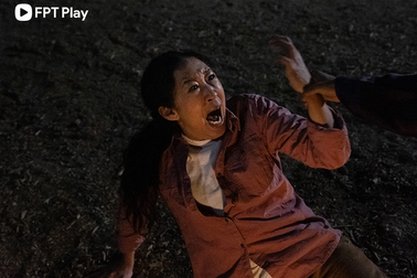 Sao gốc Á Sandra Oh tỏa sáng trong phim kinh dị Umma trên FPT Play