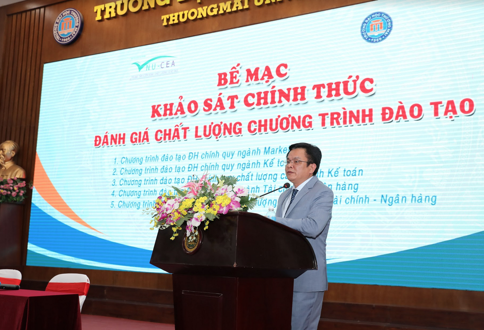 5 chương trình đào tạo của trường ĐH Thương Mại đã hoàn thành đánh giá ngoài - 2 5 chương trình đào tạo của trường ĐH Thương Mại đã hoàn thành đánh giá ngoài - 2