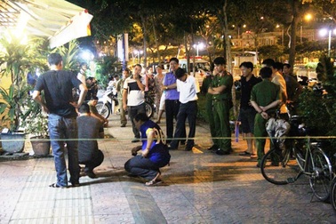 Truy bắt nhóm thanh niên đâm chết cô gái trong nghĩa trang