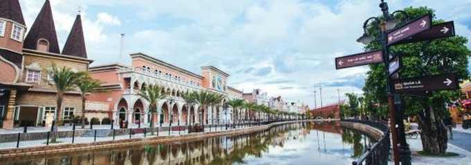 Người dân miền Trung, Tây Nam Bộ tận hưởng ưu đãi chưa từng có từ Vinpearl Land & Safari - Ảnh 4. Người dân miền Trung, Tây Nam Bộ tận hưởng ưu đãi chưa từng có từ Vinpearl Land & Safari - Ảnh 4.