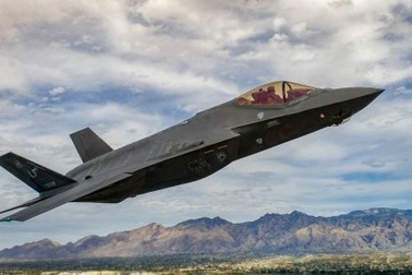 Anh, Mỹ sẽ điều "tia chớp" F-35 tới Biển Đông