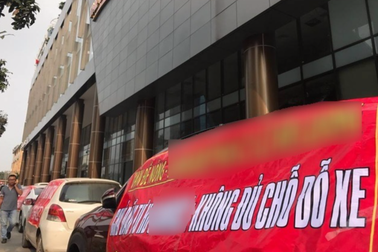 Khổ như sống chung cư: Ở một nơi, "cắn răng" gửi ô tô một nẻo