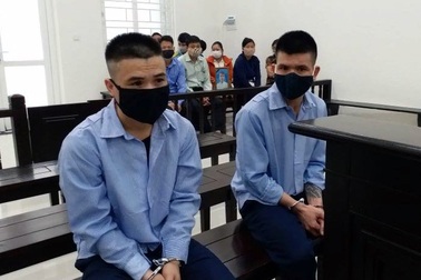 Hà Nội: Anh em ruột rủ nhau đi cướp của, giết người để thỏa cơn “đói thuốc”